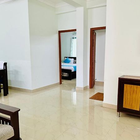 Truelife - Family Suites - Ps4 Veg Restaurant, On Way To Balaji Temple - 2Bhk Ac Apartments - Coffee Tea Milk - Super Fast Wifi, Kitchen, Smart Tv, Parking - Easy Access To Airport, Railway Station And To All Temples - Top Service With Lots Of Love Tirupati Exterior foto