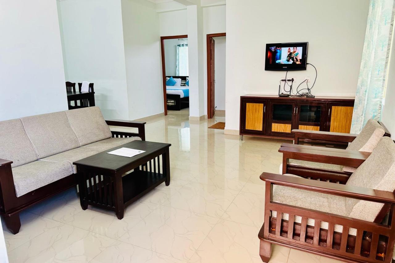Truelife - Family Suites - Ps4 Veg Restaurant, On Way To Balaji Temple - 2Bhk Ac Apartments - Coffee Tea Milk - Super Fast Wifi, Kitchen, Smart Tv, Parking - Easy Access To Airport, Railway Station And To All Temples - Top Service With Lots Of Love Tirupati Exterior foto