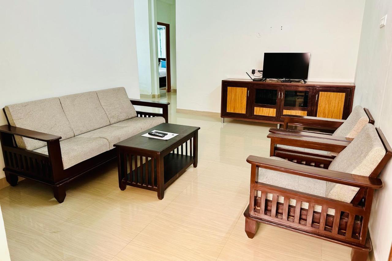 Truelife - Family Suites - Ps4 Veg Restaurant, On Way To Balaji Temple - 2Bhk Ac Apartments - Coffee Tea Milk - Super Fast Wifi, Kitchen, Smart Tv, Parking - Easy Access To Airport, Railway Station And To All Temples - Top Service With Lots Of Love Tirupati Exterior foto